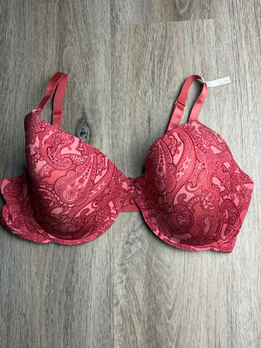 Rose Paisley T-Shirt Bra Underwire Padded Smooth Cup Adjustable Straps Size 42D